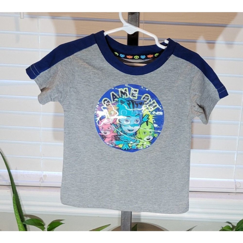 Frogbox Entertainment PJMasks Game On Logo Gray Grey Navy Blue Trim T-shirt 2T